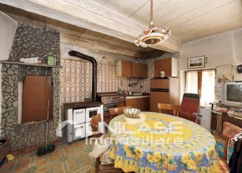 Cucina - Rustico Via San Defendente, 87, Bagnolo Piemonte - foto 9