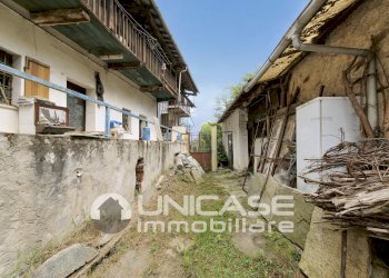 Cortile interno - Rustico Via San Defendente, 87, Bagnolo Piemonte - foto 33