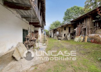 Cortile interno - Rustico Via San Defendente, 87, Bagnolo Piemonte - foto 30