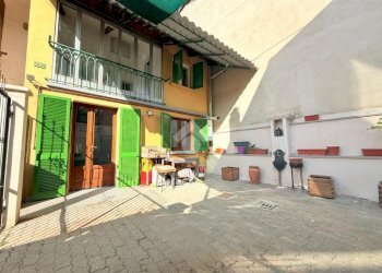 Rustico Via Carlo Botta, Castellamonte - foto 1