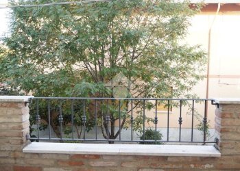 Four-room apartment Via G. Mazzoni, Formigine - photo 12