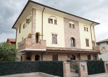 Four-room apartment Via G. Mazzoni, Formigine - photo 2
