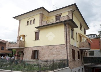 Four-room apartment Via G. Mazzoni, Formigine - photo 3