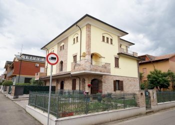 Four-room apartment Via G. Mazzoni, Formigine - photo 37