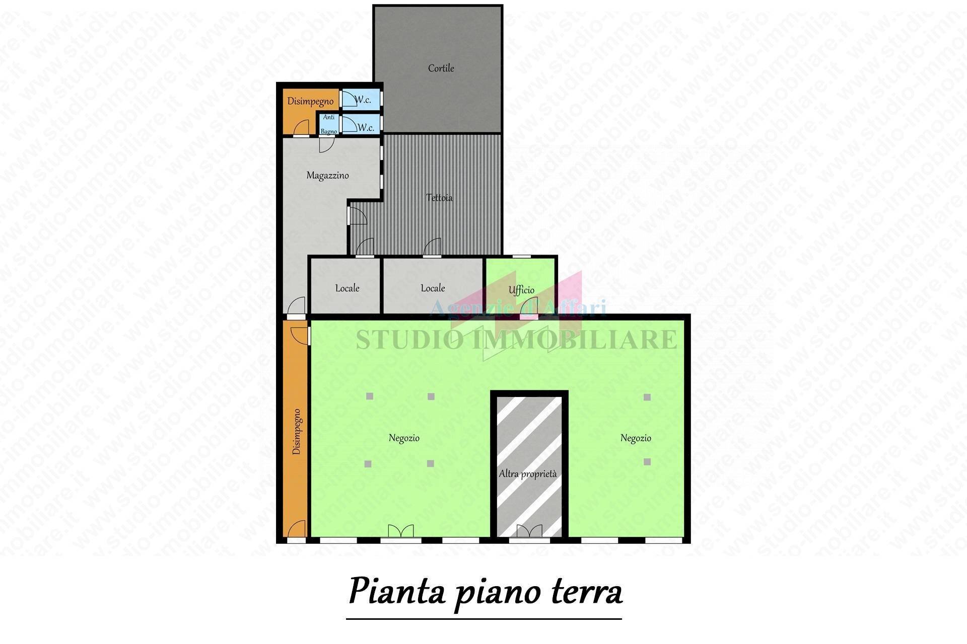 Foto 2 - Shop Piazza Garibaldi
 
10, Ostiglia - floor plans 1