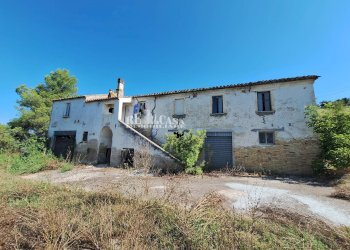 Foto 2 - Rustico contrada Collelungo, Monsampolo del Tronto - foto 2