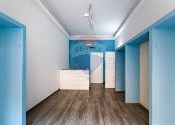 Stanza vuota - Negozio Viale Leonardo Da Vinci
 
67, Palermo - foto 8