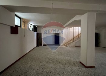 Hall / corridoio - Shop Santeramo in Colle - photo 9