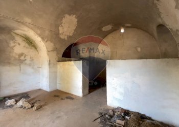Stanza vuota - Terreno agricolo Santeramo in Colle - foto 11