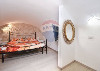 Camera / camera da letto - Bilocale via Vittorio Emanuele
 
445, Catania - foto 11