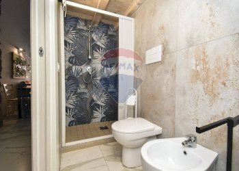 Bagno - Bilocale via Vittorio Emanuele
 
445, Catania - foto 17