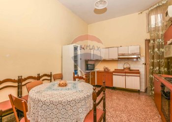 Sala da pranzo - Casa indipendente Via Dante Alighieri
 
37, Niscemi - foto 9