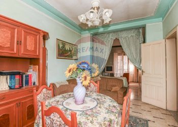 Sala da pranzo - Casa indipendente Via Dante Alighieri
 
37, Niscemi - foto 22