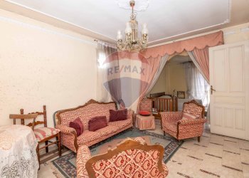 Soggiorno - Casa indipendente Via Dante Alighieri
 
37, Niscemi - foto 27