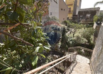 Balcone - Casa indipendente Via Cosenza
 
3, Biancavilla - foto 47