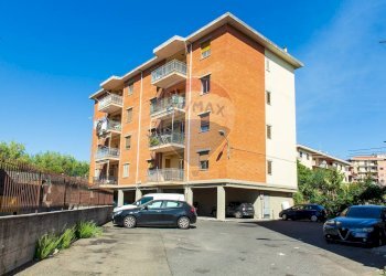 Edificio all\'aperto - Quadrilocale cantani
 
2, Acireale - foto 1