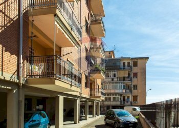 Edificio all\'aperto - Quadrilocale cantani
 
2, Acireale - foto 3