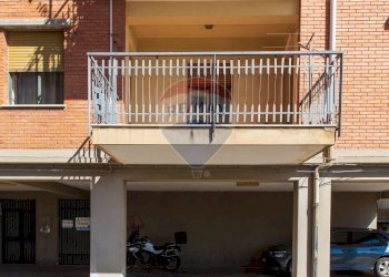 Edificio all\'aperto - Quadrilocale cantani
 
2, Acireale - foto 4