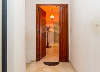 Hall / corridoio - Quadrilocale cantani
 
2, Acireale - foto 5