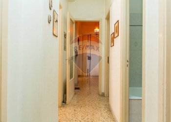 Hall / corridoio - Quadrilocale cantani
 
2, Acireale - foto 9