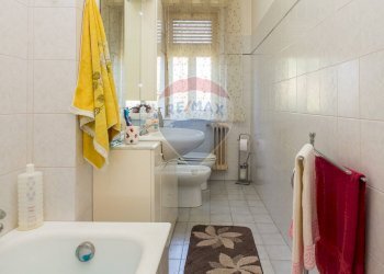 Bagno - Quadrilocale cantani
 
2, Acireale - foto 12