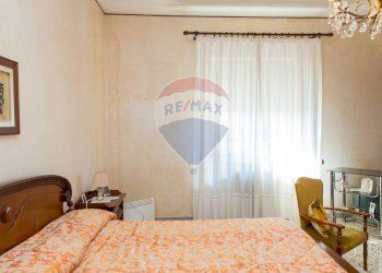 Camera / camera da letto - Quadrilocale cantani
 
2, Acireale - foto 20