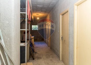 Hall / corridoio - Quadrilocale cantani
 
2, Acireale - foto 31