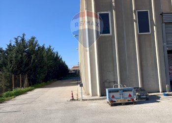 Edificio all\'aperto - Laboratorio C.da valle miglio
 
Snc, Niscemi - foto 15