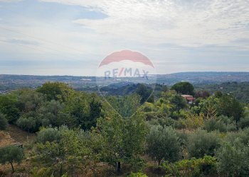 Vista delle montagne - Villa Via Minicuccazzo
 
7, Mascali - foto 14