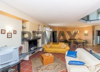Sala da pranzo - Villa Via Minicuccazzo
 
7, Mascali - foto 47