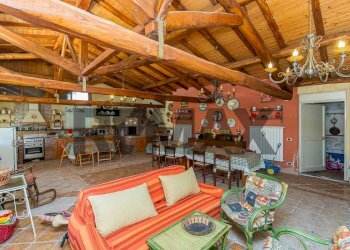 Sala da pranzo - Villa Via Minicuccazzo
 
7, Mascali - foto 69