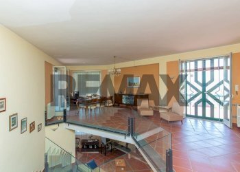 Sala da pranzo - Villa Via Minicuccazzo
 
7, Mascali - foto 72