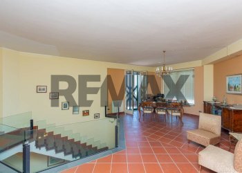 Sala da pranzo - Villa Via Minicuccazzo
 
7, Mascali - foto 73