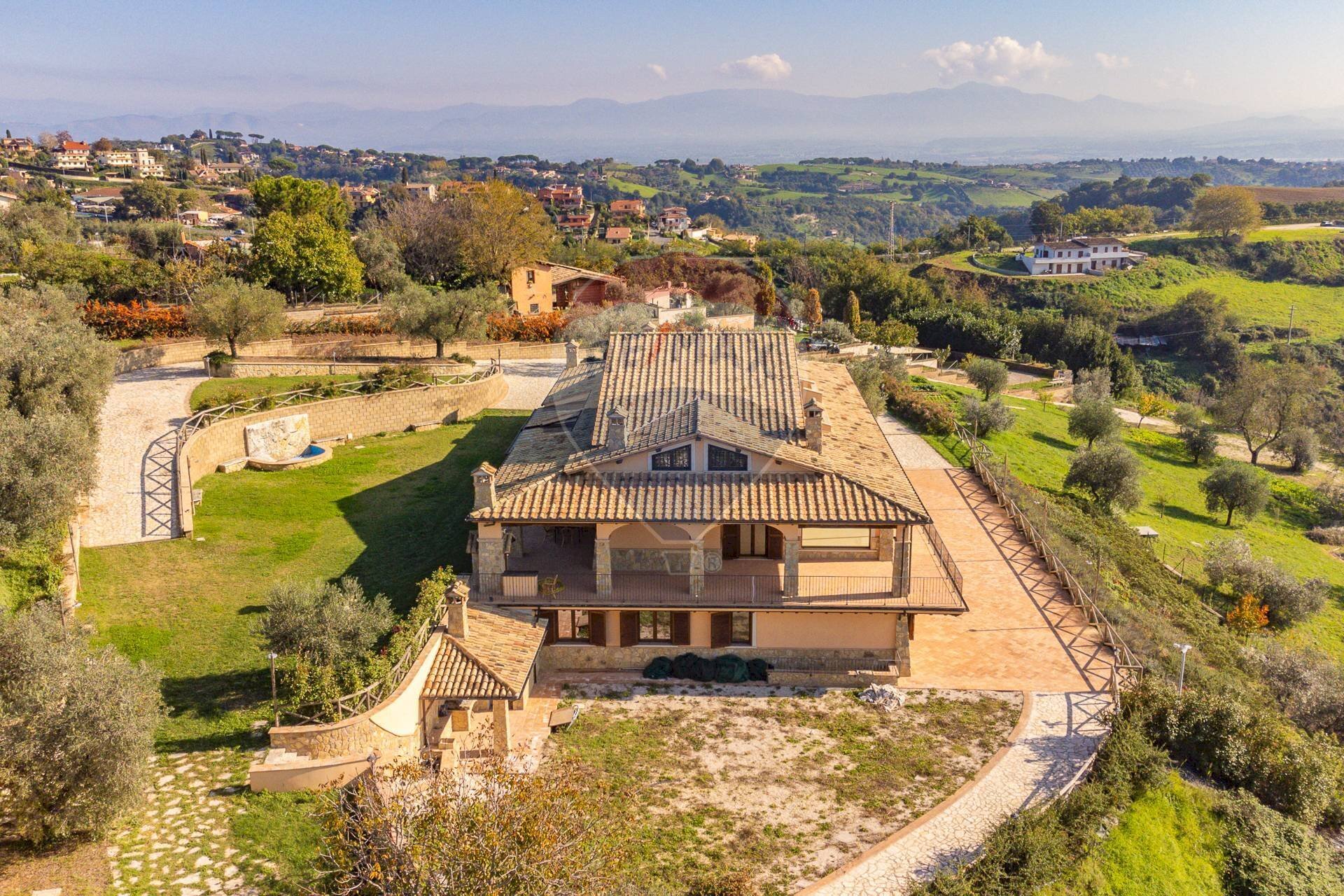 Casa all\'aperto - Villa via Monte Soriano
snc, Castelnuovo di Porto - foto 3