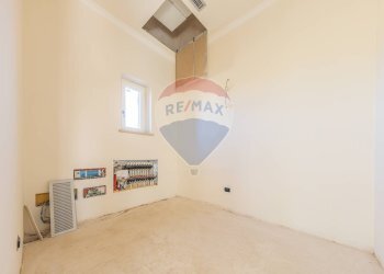 Stanza vuota - Villa via Monte Soriano
 
snc, Castelnuovo di Porto - foto 80