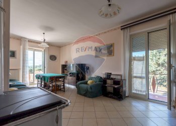 Sala da pranzo - Casa indipendente VIA BASVECCHI, Recanati - foto 22