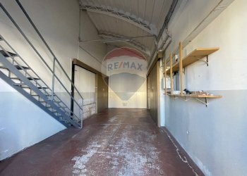 Hall / corridoio - Capannone Arcevia - foto 11