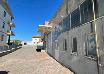 Terrazza - Capannone Arcevia - foto 14