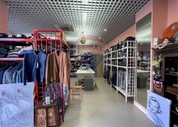 Cabina armadio - Capannone Arcevia - foto 19