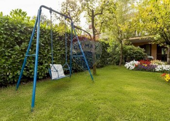 Giardino - Villa a Schiera Manzoni
 
2, Ornago - foto 17