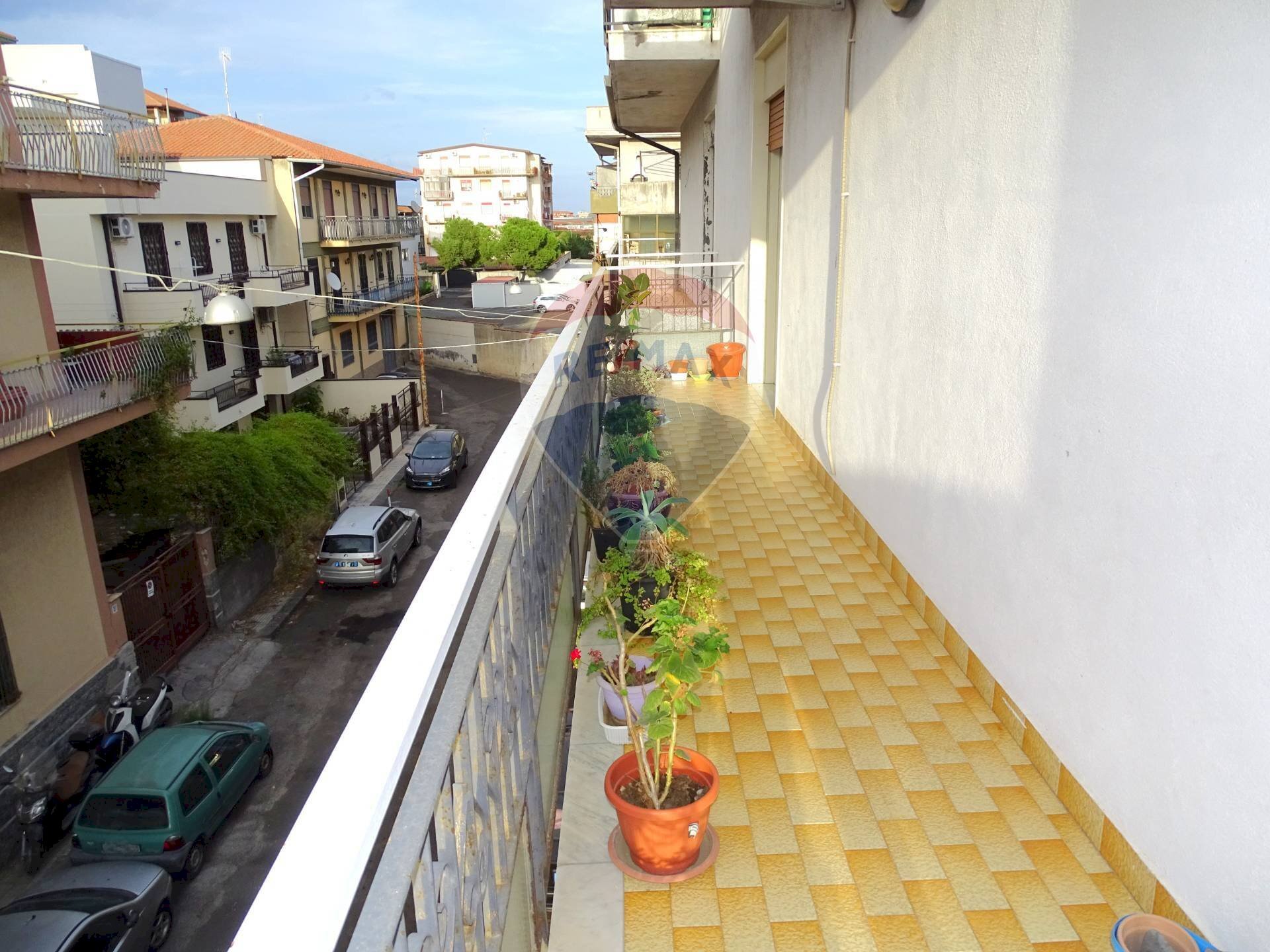 Balcone - Trilocale Via Napoli
 
99, Misterbianco - foto 1