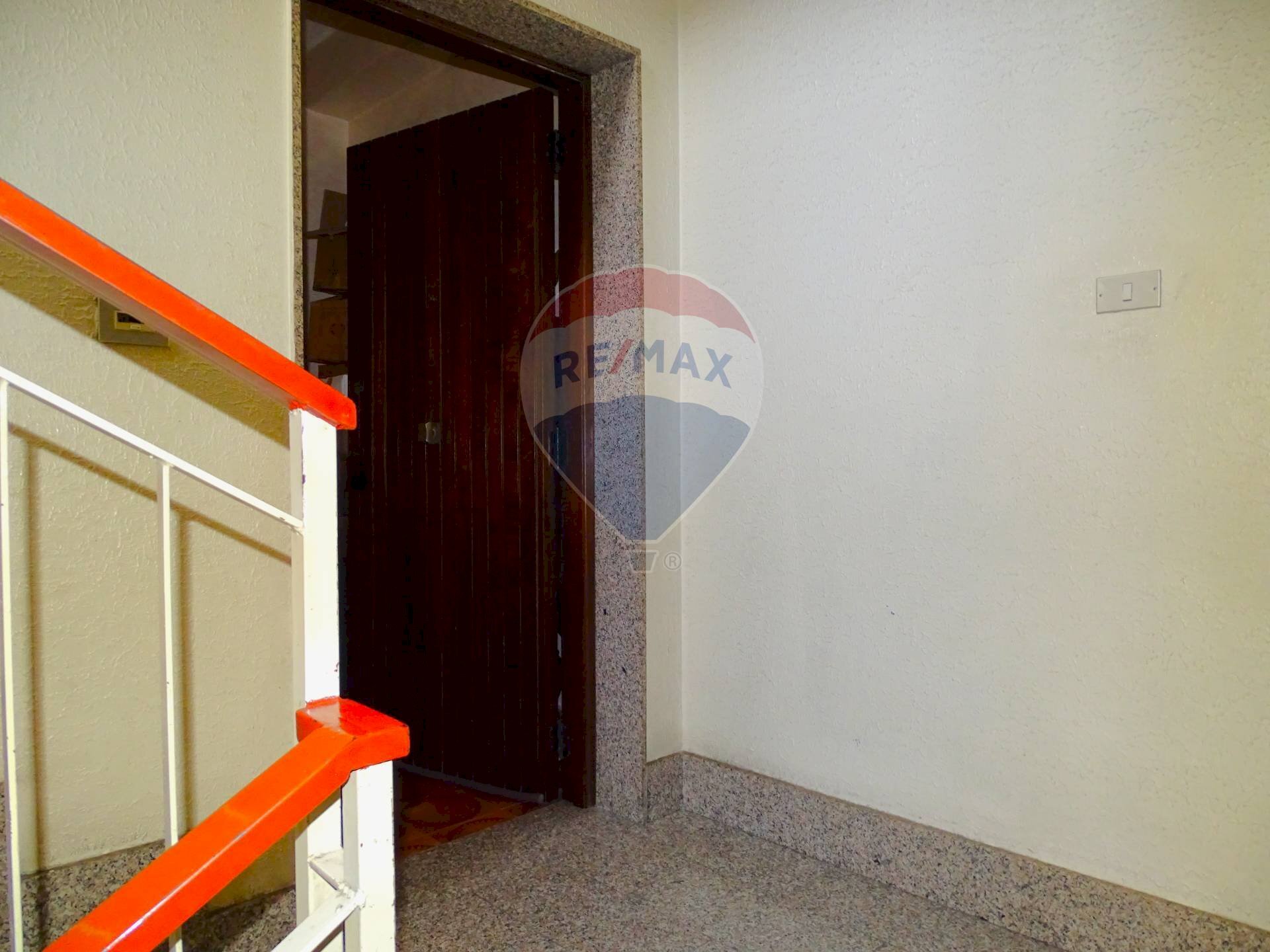 Hall / corridoio - Trilocale Via Napoli
 
99, Misterbianco - foto 2