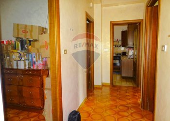 Hall / corridoio - Trilocale Via Napoli
 
99, Misterbianco - foto 6