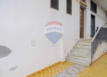 Scale - Trilocale Via Napoli
 
99, Misterbianco - foto 36