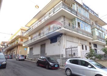Edificio all\'aperto - Trilocale Via Napoli
 
99, Misterbianco - foto 38