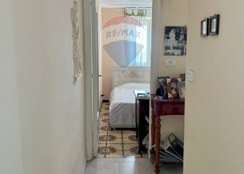 Hall / corridoio - Trilocale Via Alessandro Volta
 
32, Acireale - foto 5