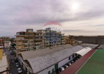 Edificio all\'aperto - Trilocale Via Alessandro Volta
 
32, Acireale - foto 18