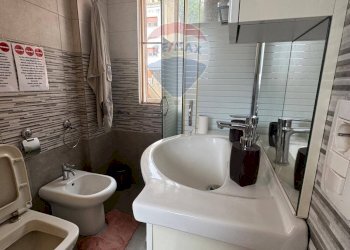 Bagno - Casa indipendente VIA CASTROMARINO
 
76, Catania - foto 13