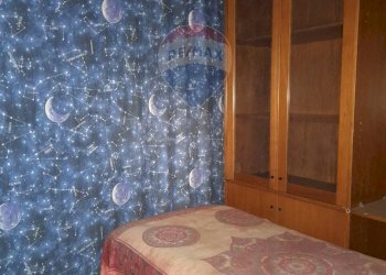 Camera / camera da letto - Trilocale Via Puglia
 
10, Catania - foto 12