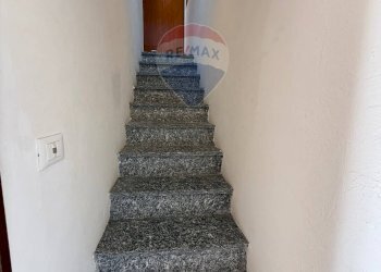 Scale - Bilocale Via N.S.Del Monte
86, Savona - foto 21